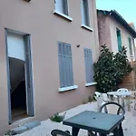 Toulon, Soleil Et Douceur I Tolón