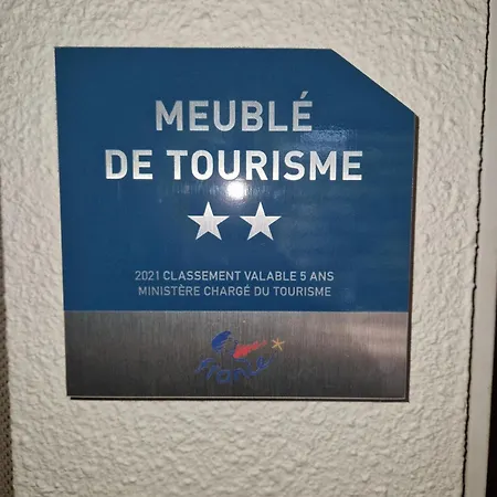 Toulon, Soleil Et Douceur I *